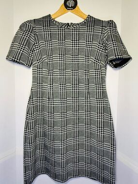 Calvin Klein Black & White Plaid Houndstooth Cap Sleeve Sheath Dress